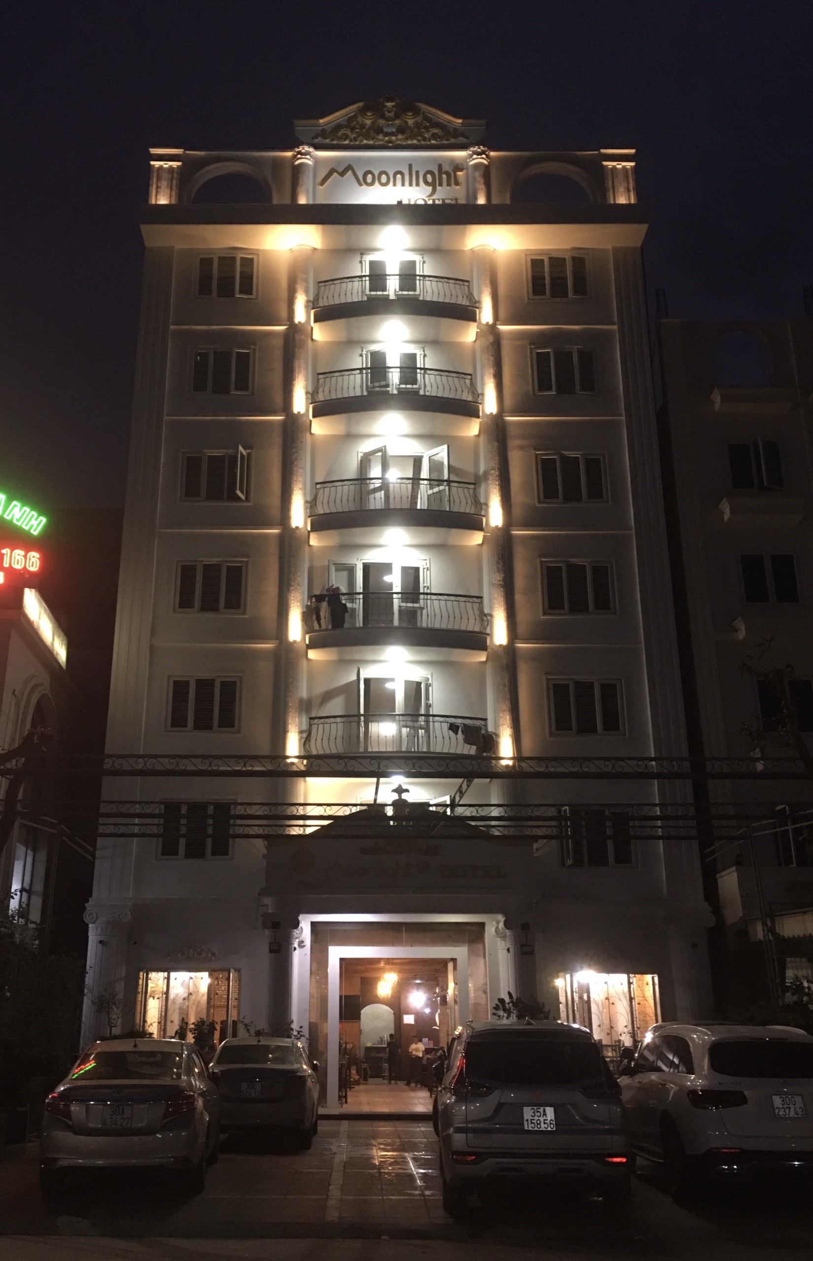 Moonlight Hải Tiến